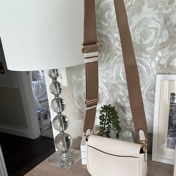 Coach Cream and Tan Crossbody Bag with Gold Hardware - Picture 5 of 8